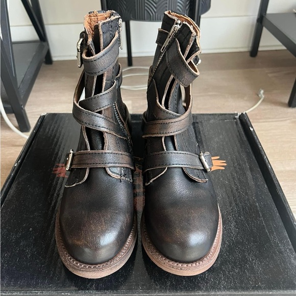 FREEBIRD Raine Black 6 - Picture 2 of 3